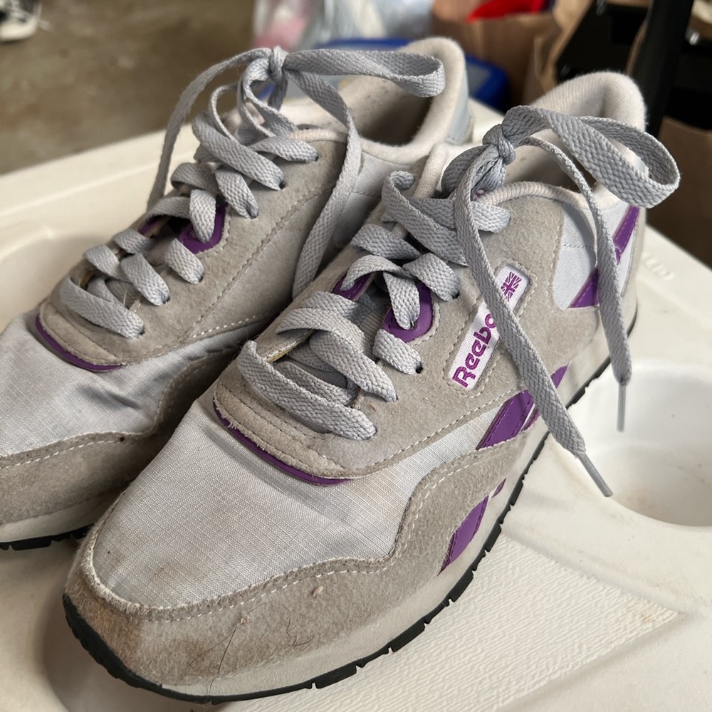 Pre loved Reeboks